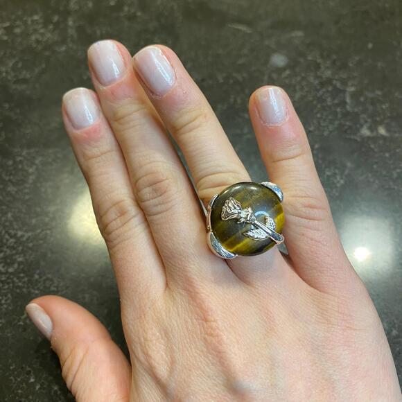 Flower Tiger's Eye Silver Plated Ring Size 6 - Picture 1 of 2